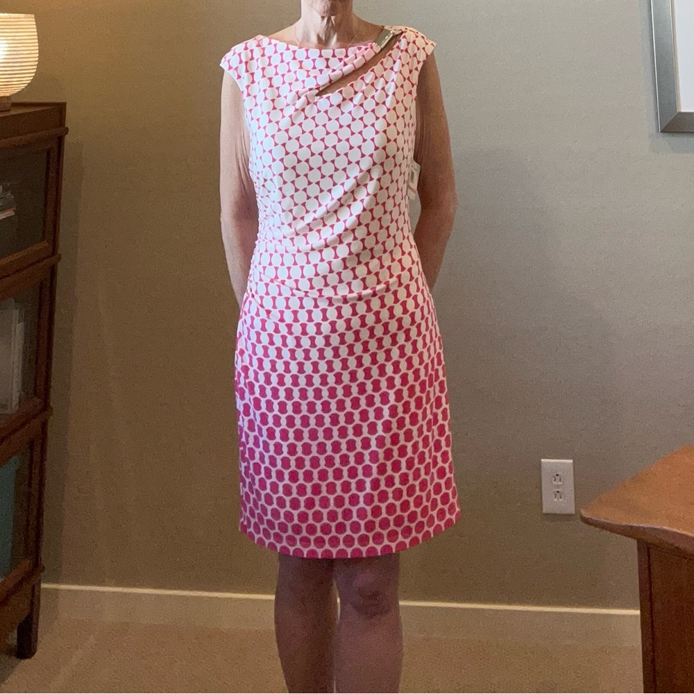 NWT, Donna Morgan keyhole neck dress, size 10, pink and white